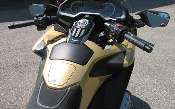 Neufahrzeug Honda GL 1800 Goldwing Tour DCT - Bild 10