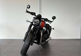 Neumotorrad Triumph Bonneville Bobber