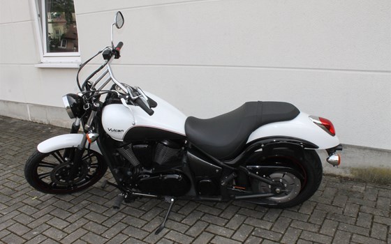 Gebrauchtmotorrad Kawasaki VN 900 Custom - Bild 5