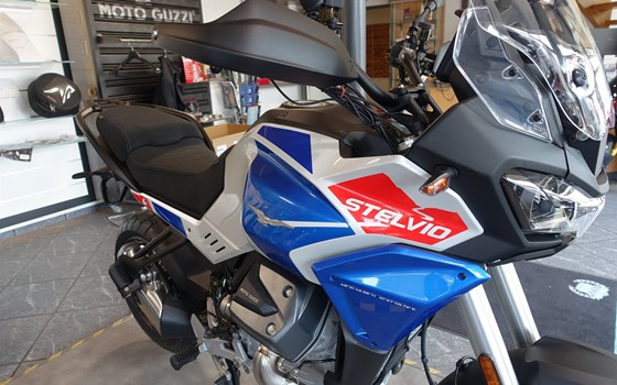 Neufahrzeug Moto Guzzi Stelvio Duecento Tributo - Bild 2