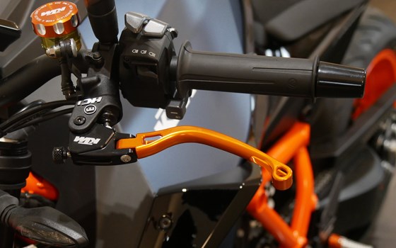 Neufahrzeug KTM 1290 Super Duke R EVO - Bild 11