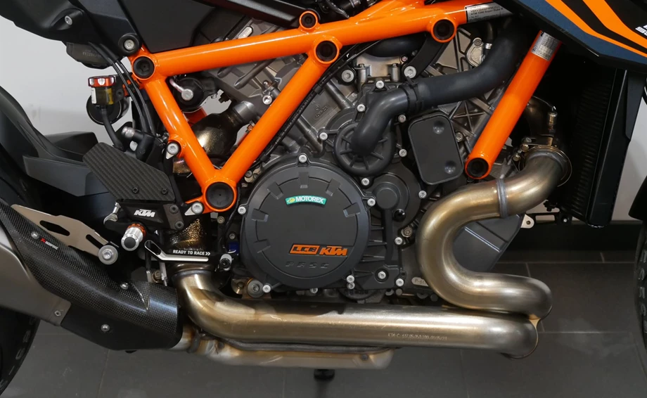 Angebot KTM 1290 Super Duke R EVO Bild 7: Angebot KTM 1290 Super Duke R EVO