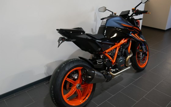 Neufahrzeug KTM 1290 Super Duke R EVO - Bild 6