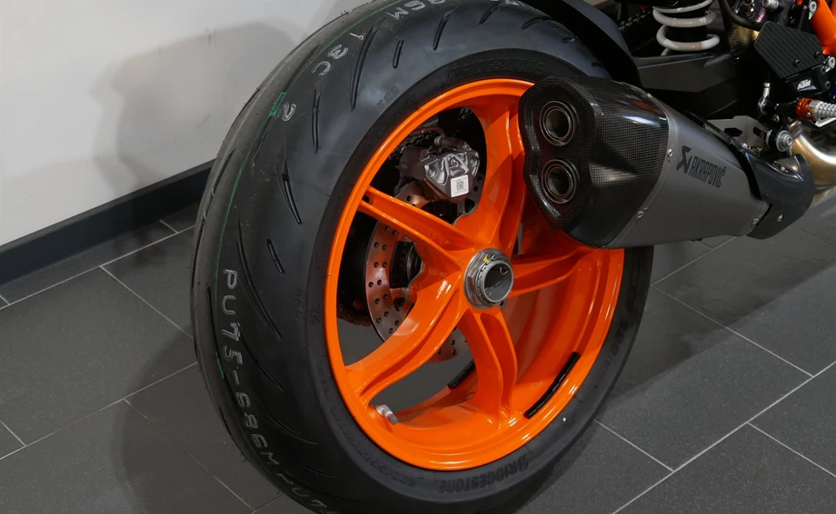 Angebot KTM 1290 Super Duke R EVO Bild 15: Angebot KTM 1290 Super Duke R EVO