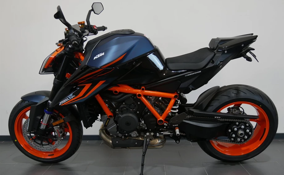 Angebot KTM 1290 Super Duke R EVO Bild 2: Angebot KTM 1290 Super Duke R EVO