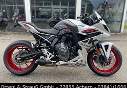 Neumotorrad Suzuki GSX-8R