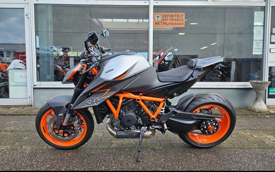 Neufahrzeug KTM 1290 Super Duke R EVO - Bild 3