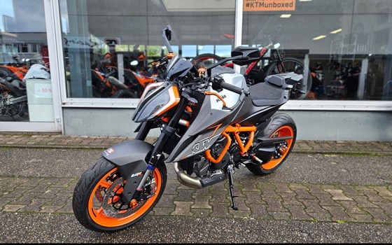 Neufahrzeug KTM 1290 Super Duke R EVO - Bild 7
