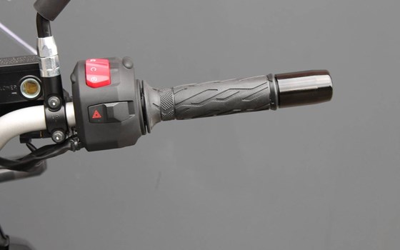 Gebrauchtmotorrad Suzuki V-Strom 800 - Bild 7