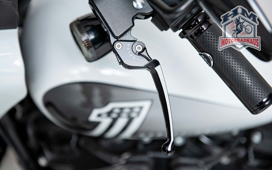 Gebrauchtmotorrad Harley-Davidson Softail Street Bob 114 FXBBS - Bild 12