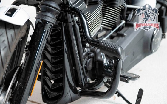 Gebrauchtmotorrad Harley-Davidson Softail Street Bob 114 FXBBS - Bild 14