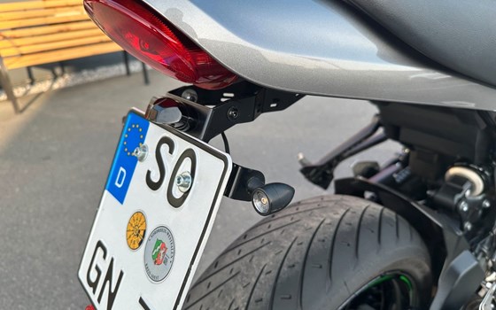 Gebrauchtmotorrad Kawasaki Z900 RS - Bild 10