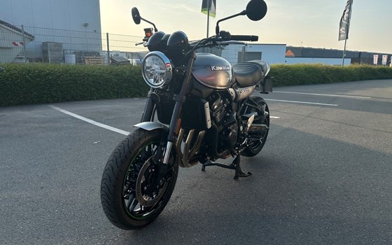 Gebrauchtmotorrad Kawasaki Z900 RS - Bild 3