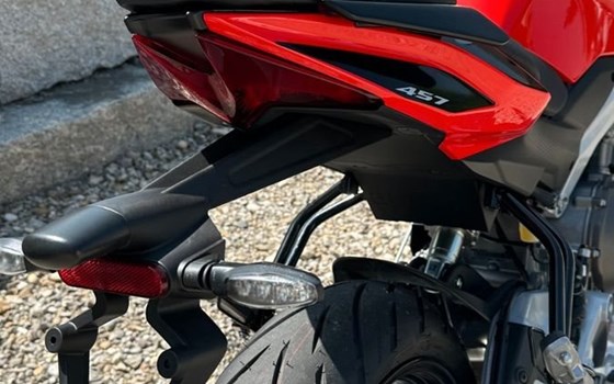 Neufahrzeug Aprilia Tuono 457 - Bild 3