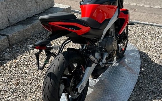 Neufahrzeug Aprilia Tuono 457 - Bild 8