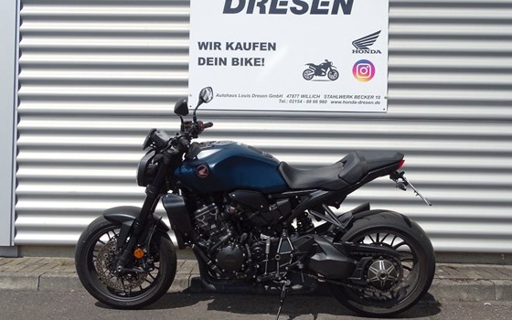 Gebrauchtmotorrad Honda CB1000R Black Edition - Bild 3