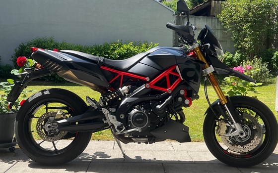 Motorrad Occasion Aprilia Dorsoduro 900 - Bild 2