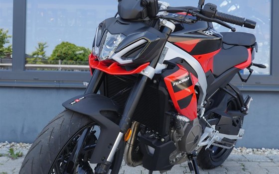 Neufahrzeug Aprilia Tuono 457 - Bild 13