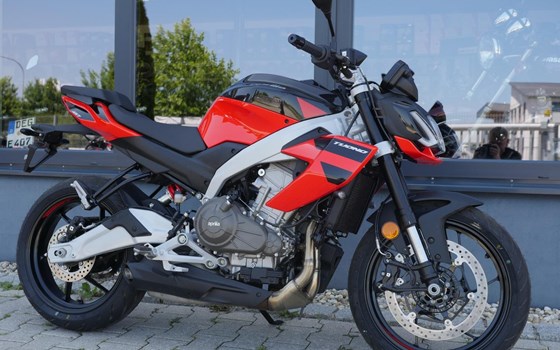 Neufahrzeug Aprilia Tuono 457 - Bild 5