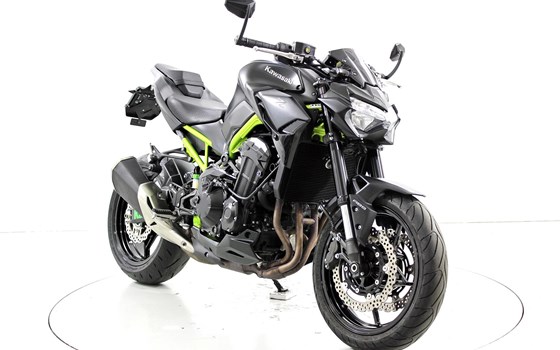 Motorrad Occasion Kawasaki Z900 - Bild 2