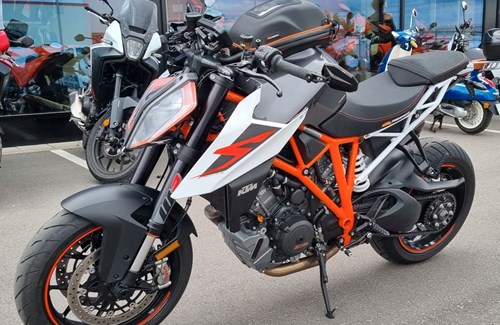 Gebrauchtmotorrad KTM 1290 Super Duke R