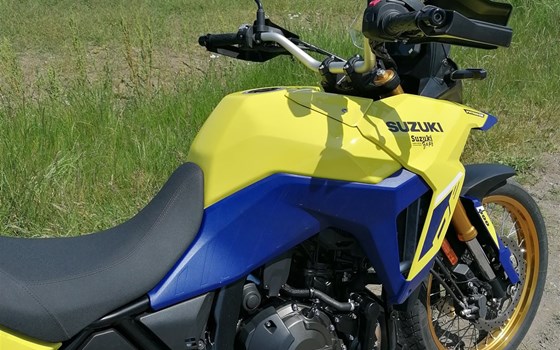 Gebrauchtmotorrad Suzuki V-Strom 800DE - Bild 2
