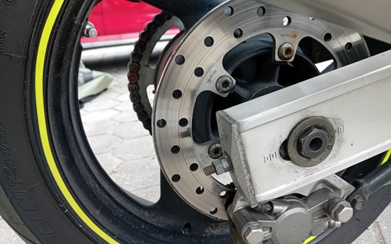 Gebrauchtmotorrad Yamaha FZS 600 Fazer - Bild 12