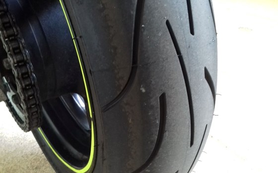 Gebrauchtmotorrad Yamaha FZS 600 Fazer - Bild 24