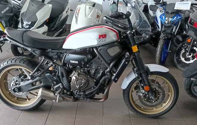Yamaha XSR700 XTribute