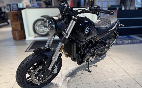 Gebrauchtmotorrad Benelli Leoncino 500 - Bild 3