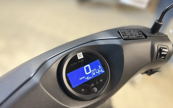 Gebrauchtmotorrad Honda EM1 e - Bild 7