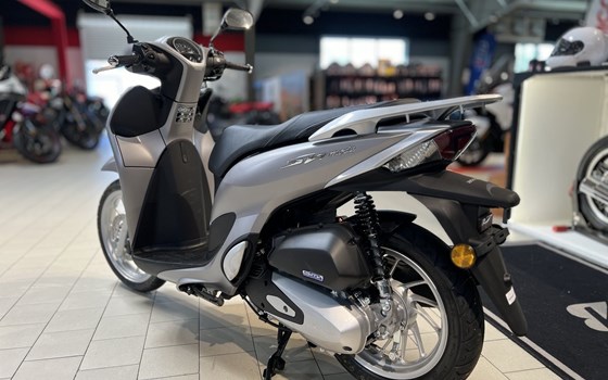 Neufahrzeug Honda SH125 - Bild 5