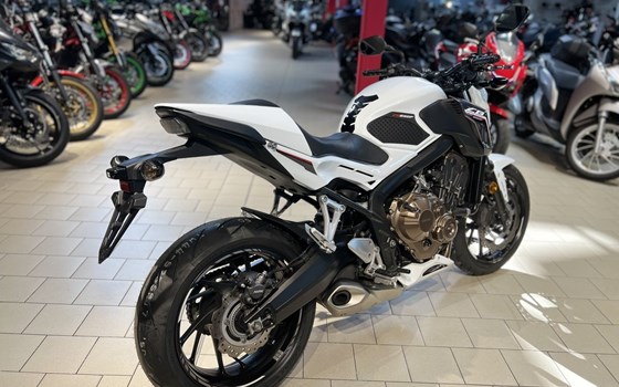 Gebrauchtmotorrad Honda CB650F - Bild 3