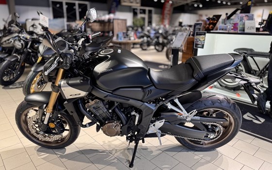 Neufahrzeug Honda CB650R E-Clutch - Bild 4