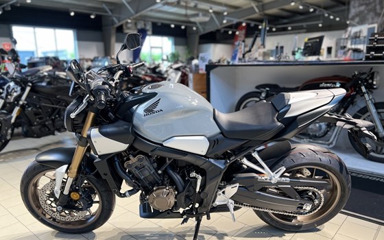 Neufahrzeug Honda CB650R E-Clutch - Bild 5