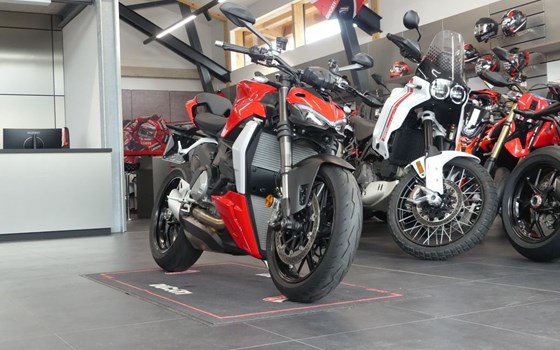 Gebrauchtmotorrad Ducati Streetfighter V2 - Bild 1