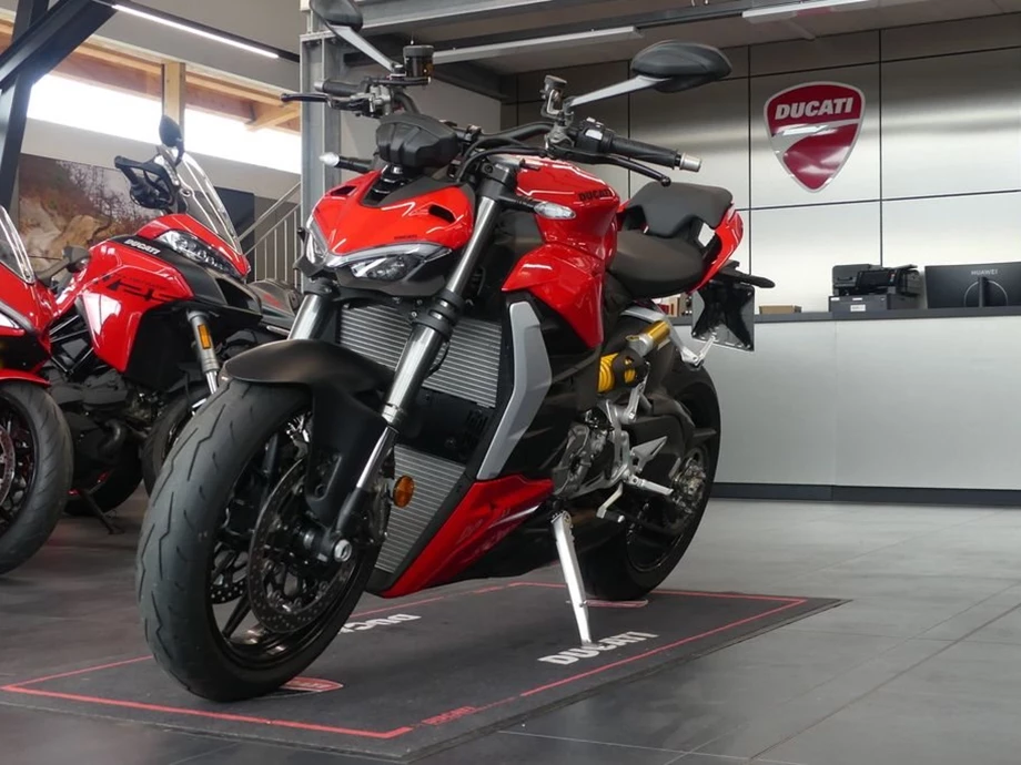 Angebot Ducati Streetfighter V2 Bild 2: Angebot Ducati Streetfighter V2