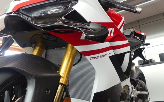 Neufahrzeug Ducati Panigale V4 Tricolore - Bild 3