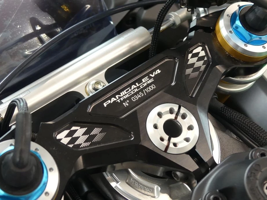 Angebot Ducati Panigale V4 Tricolore Bild 7: Angebot Ducati Panigale V4 Tricolore