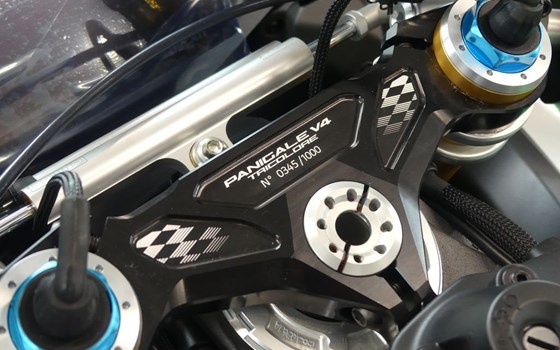 Neufahrzeug Ducati Panigale V4 Tricolore - Bild 7