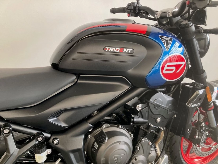 Angebot Triumph Trident 660 Triple Tribute Bild 10: Angebot Triumph Trident 660 Triple Tribute