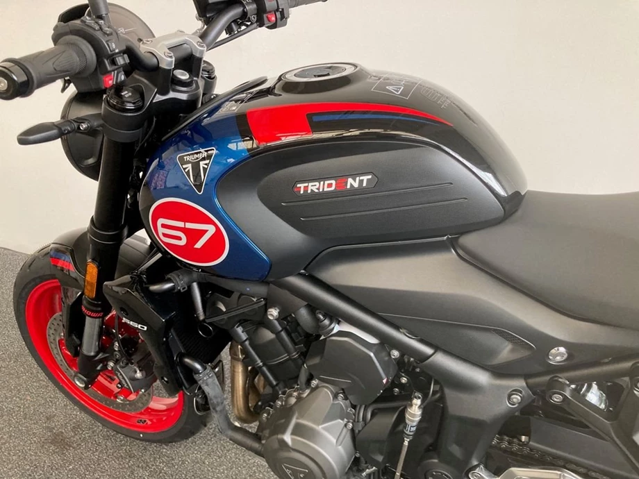 Angebot Triumph Trident 660 Triple Tribute Bild 5: Angebot Triumph Trident 660 Triple Tribute