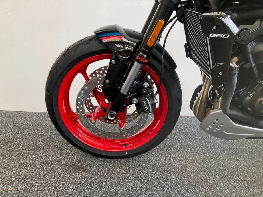 Angebot Triumph Trident 660 Triple Tribute Bild 9: Angebot Triumph Trident 660 Triple Tribute