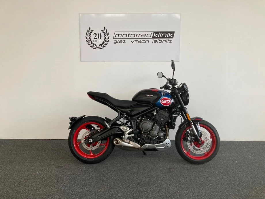 Angebot Triumph Trident 660 Triple Tribute Bild 1: Angebot Triumph Trident 660 Triple Tribute