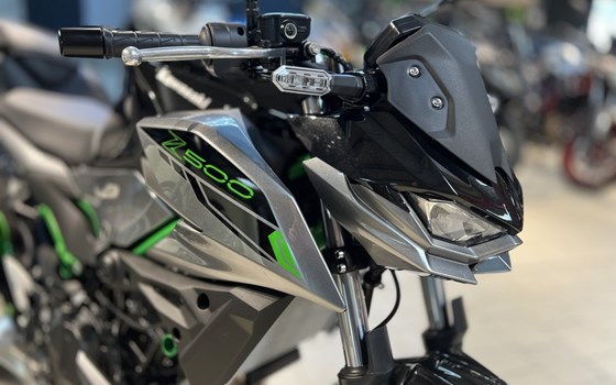 Neufahrzeug Kawasaki Z 500 SE - Bild 8