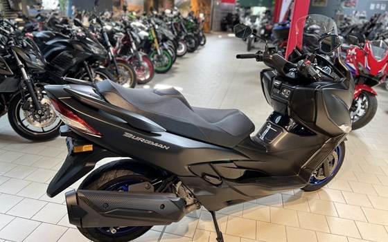 Gebrauchtmotorrad Suzuki Burgman 400 - Bild 3