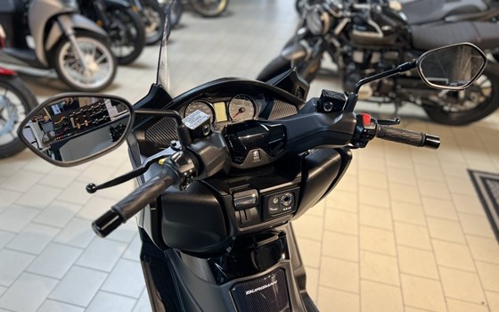 Gebrauchtmotorrad Suzuki Burgman 400 - Bild 8
