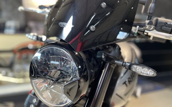 Gebrauchtmotorrad Triumph Trident 660 - Bild 11