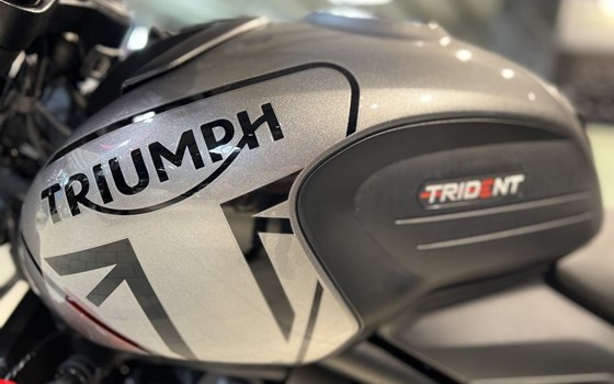 Gebrauchtmotorrad Triumph Trident 660 - Bild 8