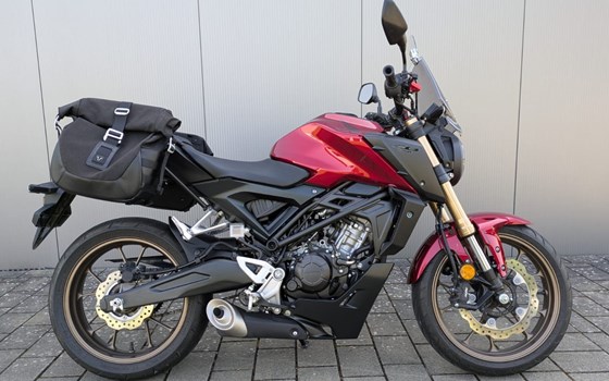 Gebrauchtmotorrad Honda CB125R - Bild 1
